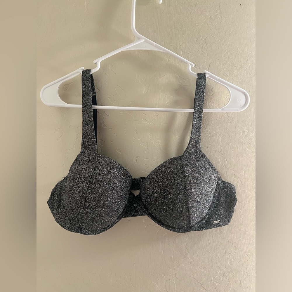 VS PINK BRA